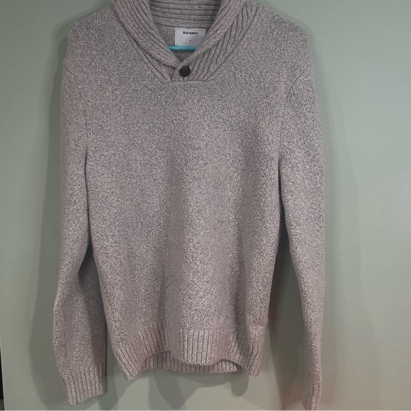 6/$25Old Navy Men's Shawl-Collar Turtleneck Sweater in Heather Gray - Picture 3 of 8